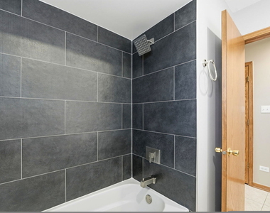 4311 N Grace Street - Photo Thumbnail 6