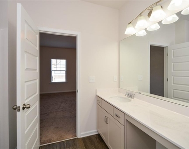 350 Cranston Drive - Photo Thumbnail 31