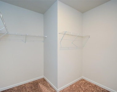350 Cranston Drive - Photo Thumbnail 28
