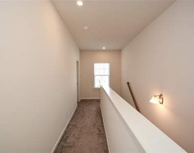 350 Cranston Drive - Photo Thumbnail 23