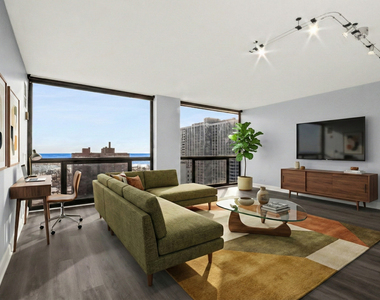 4343 N Clarendon Avenue - Photo Thumbnail 3