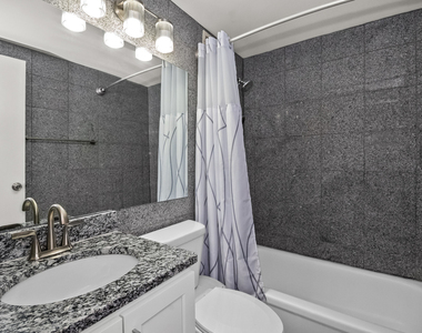 4343 N Clarendon Avenue - Photo Thumbnail 10