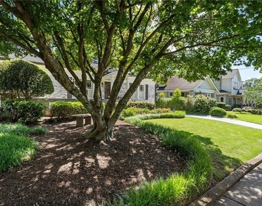 663 Yorkshire Road Ne - Photo Thumbnail 81