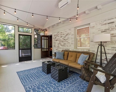 663 Yorkshire Road Ne - Photo Thumbnail 33