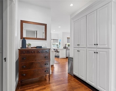 663 Yorkshire Road Ne - Photo Thumbnail 40