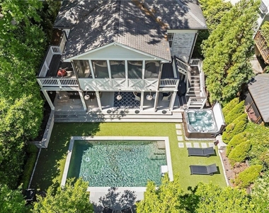 663 Yorkshire Road Ne - Photo Thumbnail 8