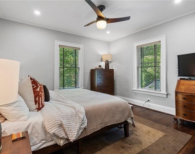 663 Yorkshire Road Ne - Photo Thumbnail 37