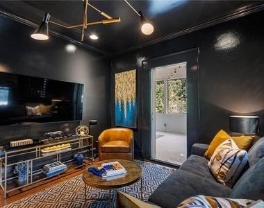 663 Yorkshire Road Ne - Photo Thumbnail 29