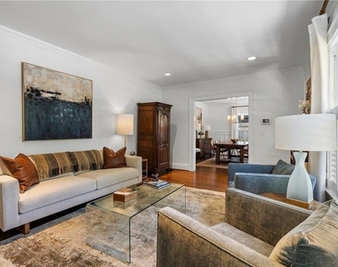 663 Yorkshire Road Ne - Photo Thumbnail 13