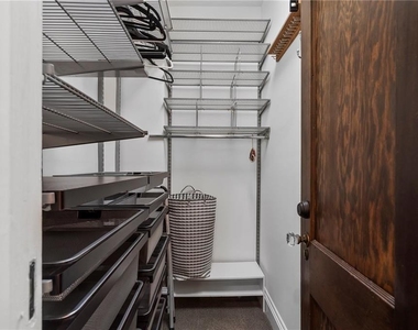 663 Yorkshire Road Ne - Photo Thumbnail 44