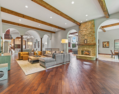 493 Hazel Avenue - Photo Thumbnail 6