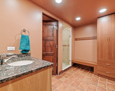 493 Hazel Avenue - Photo Thumbnail 38