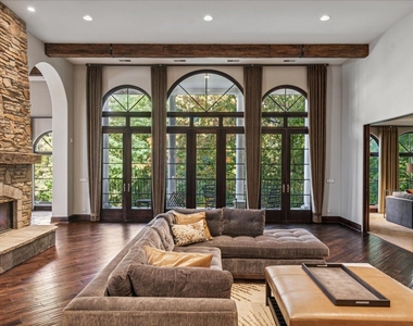 493 Hazel Avenue - Photo Thumbnail 8
