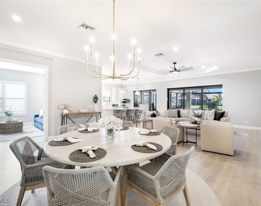 11200 Canal Grande Drive - Photo Thumbnail 9