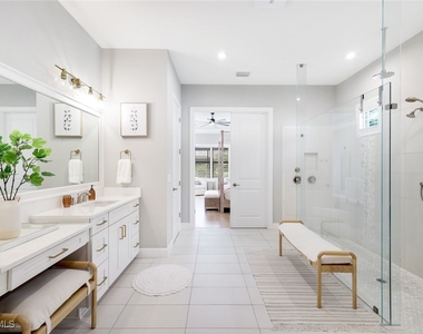 11200 Canal Grande Drive - Photo Thumbnail 13