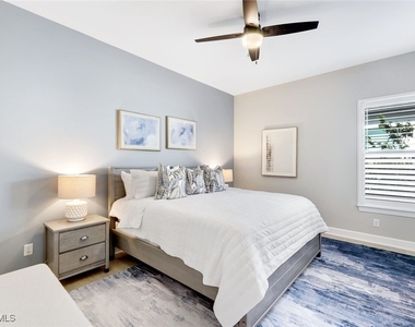11200 Canal Grande Drive - Photo Thumbnail 14