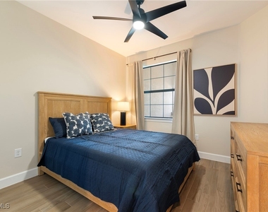 11929 Sacra Place - Photo Thumbnail 21