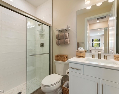 11929 Sacra Place - Photo Thumbnail 23