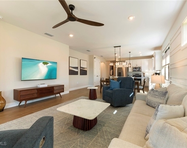 11929 Sacra Place - Photo Thumbnail 13