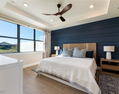 11929 Sacra Place - Photo Thumbnail 14