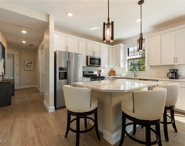 11929 Sacra Place - Photo Thumbnail 8