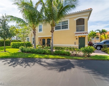 8540 Violeta Street - Photo Thumbnail 2