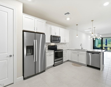 5935 Mayflower Way - Photo Thumbnail 20