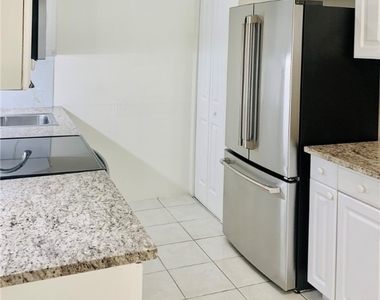 826 Wiggins Pass Road - Photo Thumbnail 6