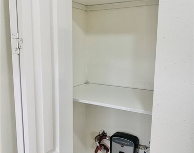 826 Wiggins Pass Road - Photo Thumbnail 11