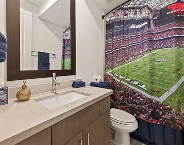 2506 Mckinney Street - Photo Thumbnail 8