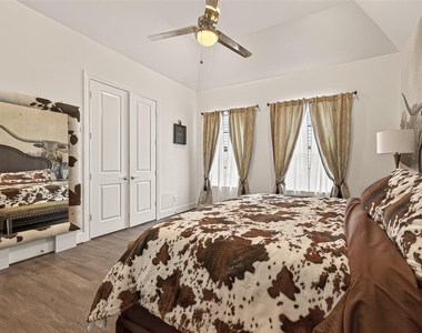 2506 Mckinney Street - Photo Thumbnail 29