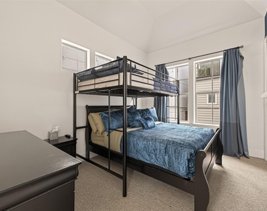 2506 Mckinney Street - Photo Thumbnail 26