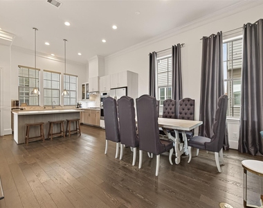 2506 Mckinney Street - Photo Thumbnail 15