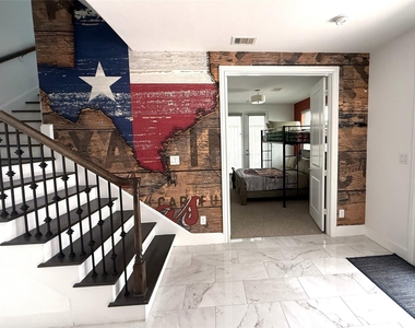 2506 Mckinney Street - Photo Thumbnail 1