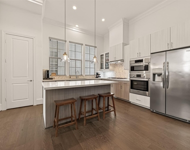 2506 Mckinney Street - Photo Thumbnail 17