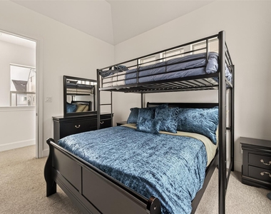 2506 Mckinney Street - Photo Thumbnail 25