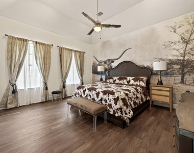 2506 Mckinney Street - Photo Thumbnail 28