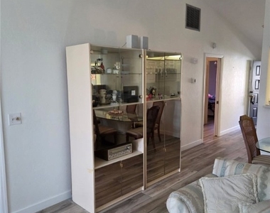 16580 Ginger Lane - Photo Thumbnail 12