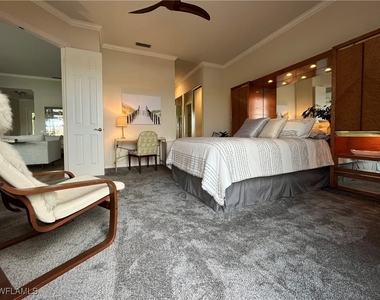 5477 Freeport Lane - Photo Thumbnail 8