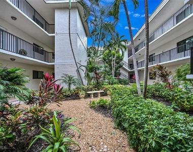 788 Park Shore Drive - Photo Thumbnail 8