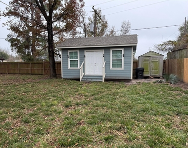 3003 Vega Street - Photo Thumbnail 3
