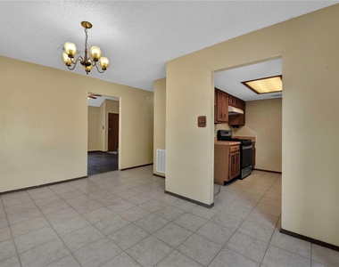 3115 River Valley Drive - Photo Thumbnail 9