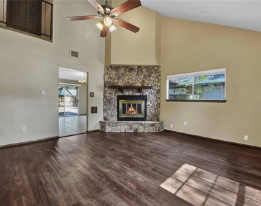 3115 River Valley Drive - Photo Thumbnail 5