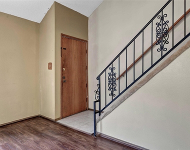 3115 River Valley Drive - Photo Thumbnail 4