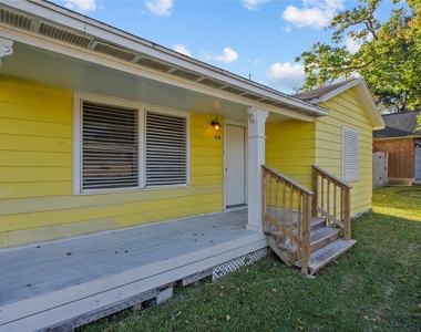 1916 N Logan Street - Photo Thumbnail 1