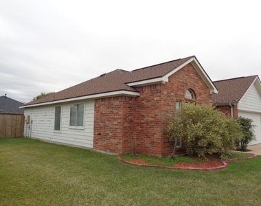 19323 Palmoral Drive - Photo Thumbnail 1