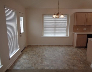 19323 Palmoral Drive - Photo Thumbnail 7