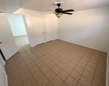 820 W Alabama Street - Photo Thumbnail 7