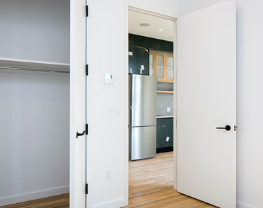 44 Kent Street - Photo Thumbnail 7