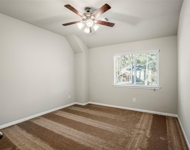 15524 Marina Drive - Photo Thumbnail 19